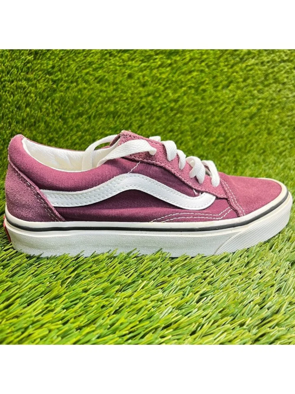 Vans Old Skool Womens Size 5 Purple White Athletic Skateboard Shoes Sneakers